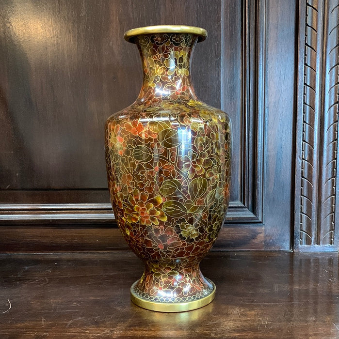 BROWN, BURGUNDY AND GOLD CLOSSINE VASE WITH FLOWERS