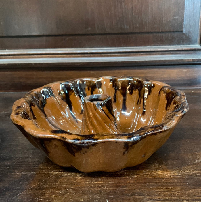 GLAZED POTTERY BUNDT PAN