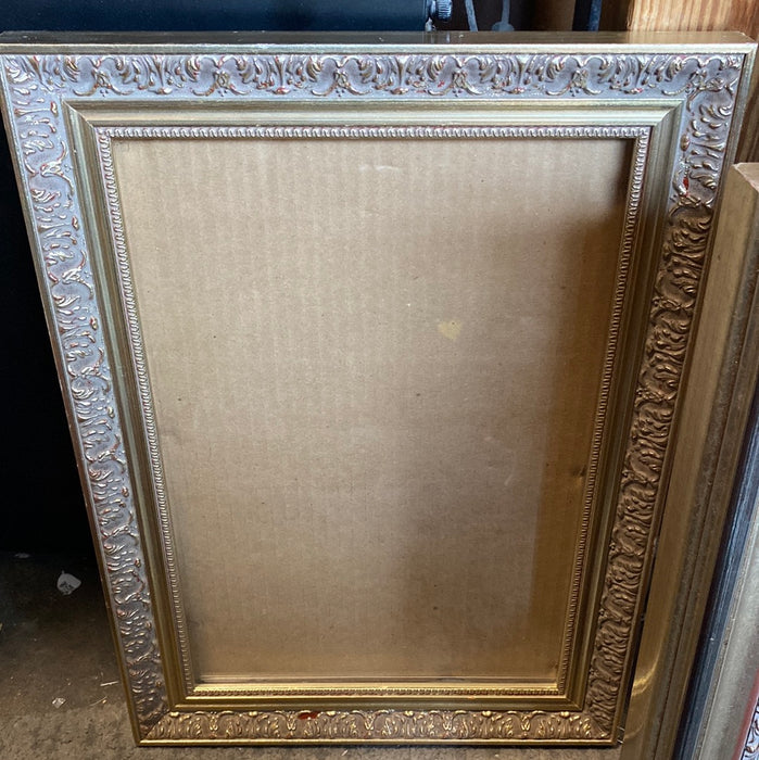 SMALL GOLD FRAME