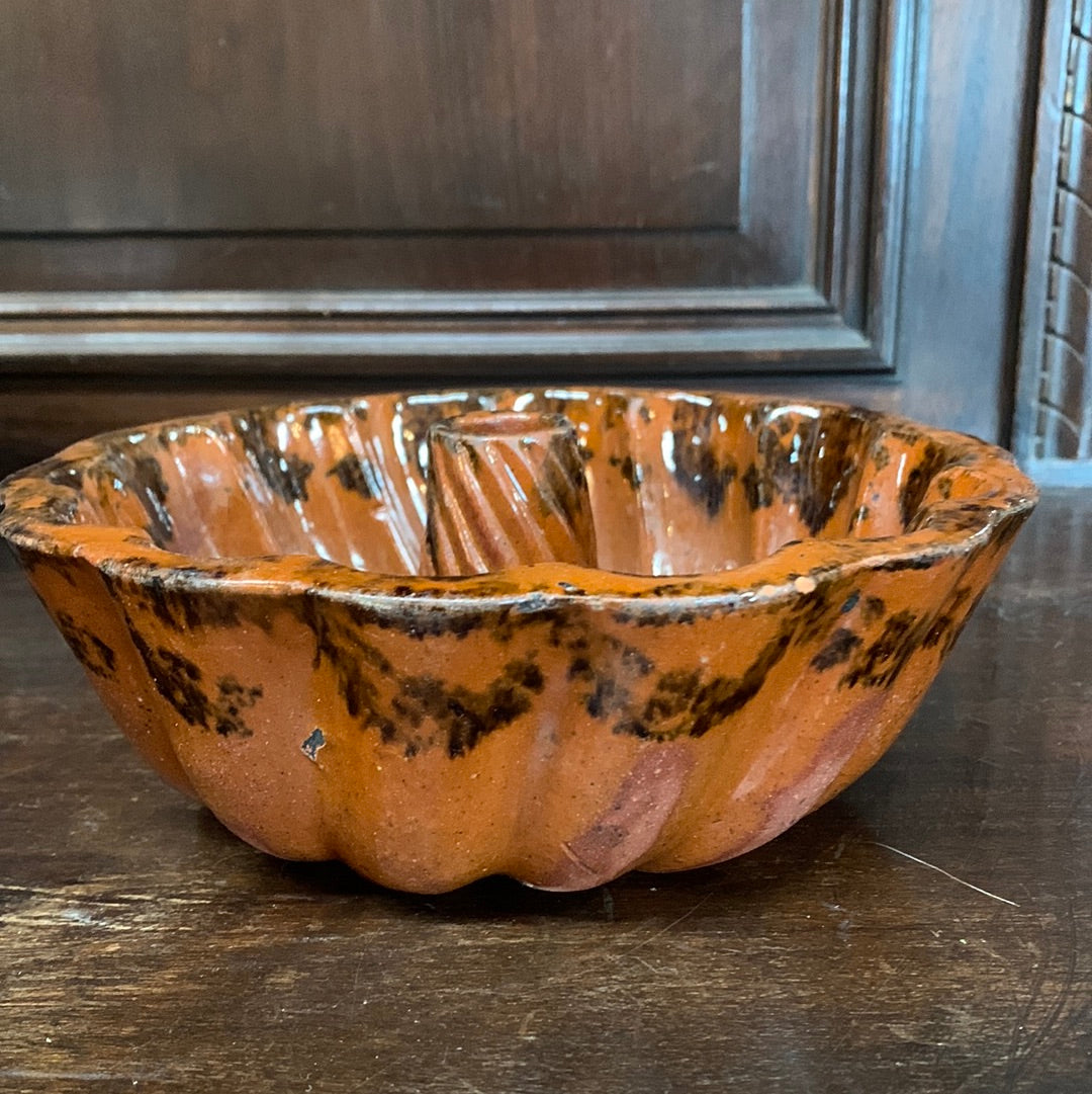 GLAZED POTTERY BUNDT PAN — Lots of Furniture