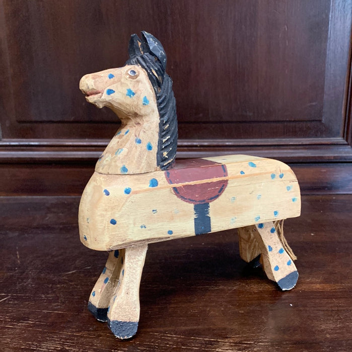 PRIMITIVE HORSE