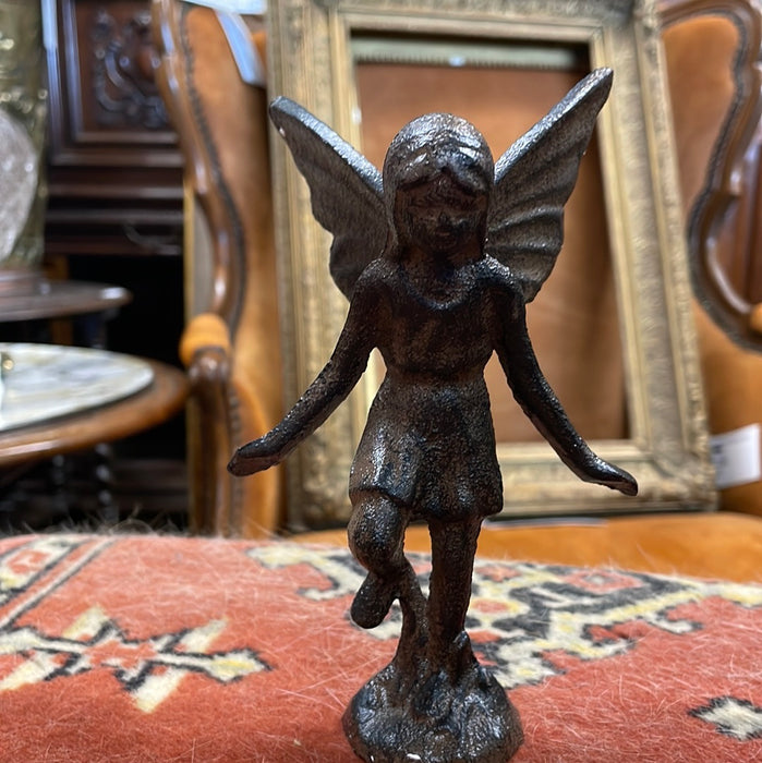 SMALL IRON HOPPING ANGEL