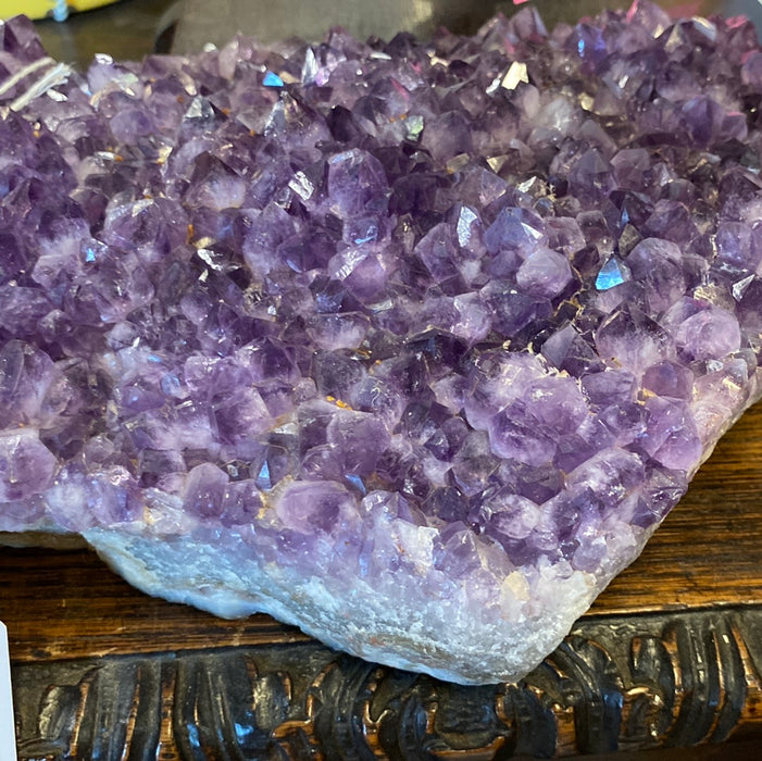 LARGE AMETHYST GEODE