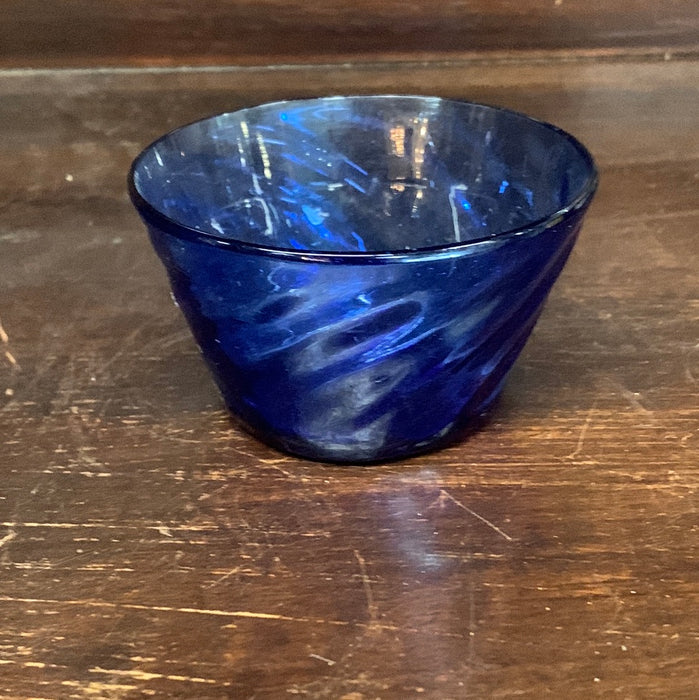 SMALL COBALT BLUE DISH