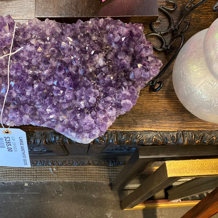 LARGE AMETHYST GEODE