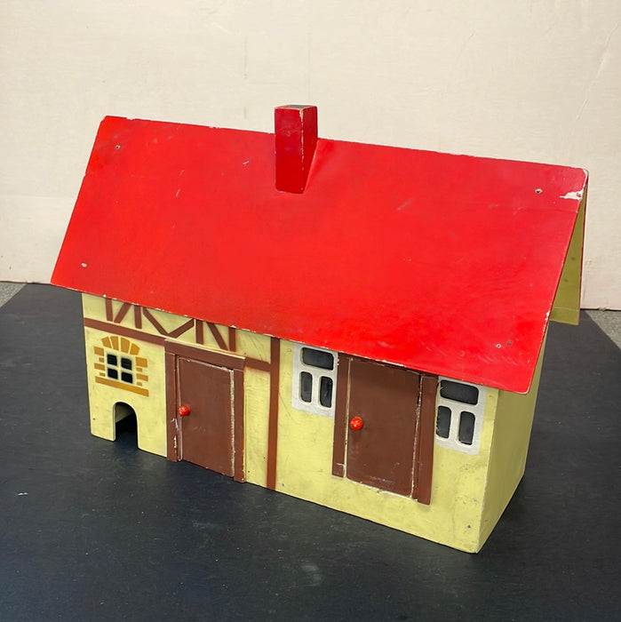 RED ROOF TOY HOUSE