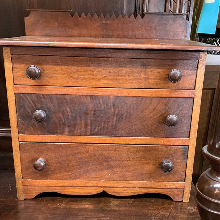 CHILD'S TOY DRESSER BOX