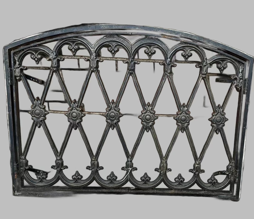 HEAVY ORNATE ARCHED DOOR FIRE PLACE SCREEN