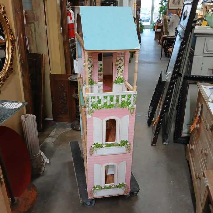 3 STORY DOLL HOUSE
