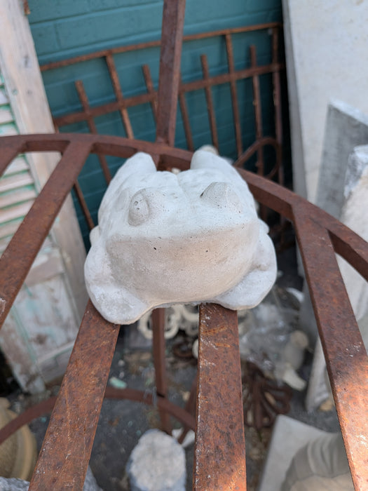 SMALL CONCRETE TOAD