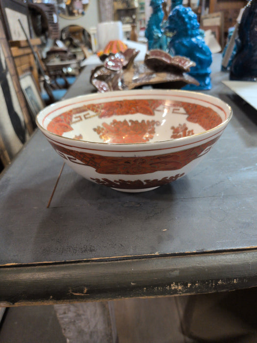 MEDIUM RUST AND GOLD ASIAN BOWL MADE IN HONG KONG