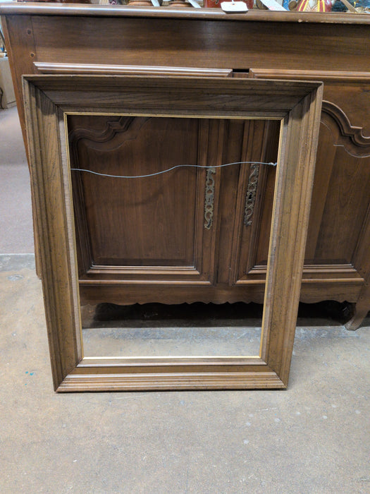 BEVELED OAK FRAME