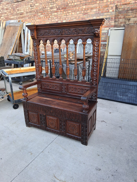 FRENCH SPINDLE BACK BENCH