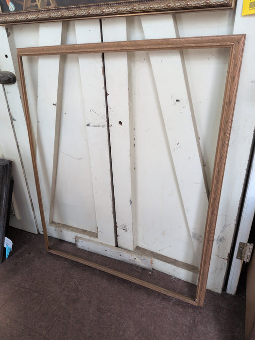 LARGE THIN STOCK OAK FRAME