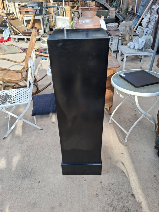 TALL MID CENTURY BLACK LAQUER STAND WITH AS FOUND ROTATING TOP