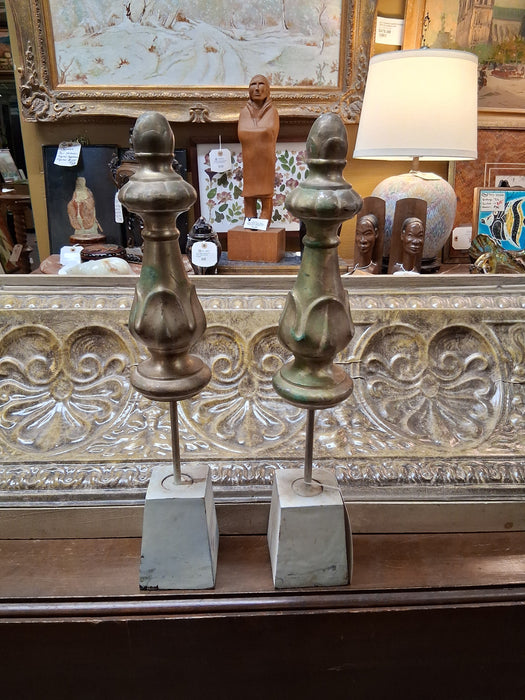 PAIR OF BRASS FINIALS