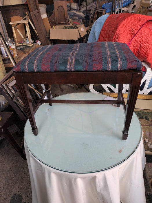 FEDERAL STYLE VANITY BENCH