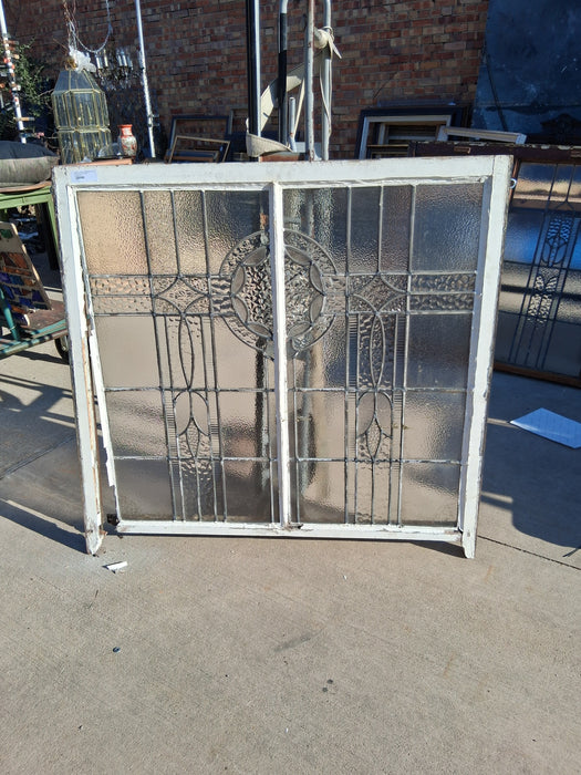 LARGE LEADED GLASS WINDOW WITH ROUND CENTER