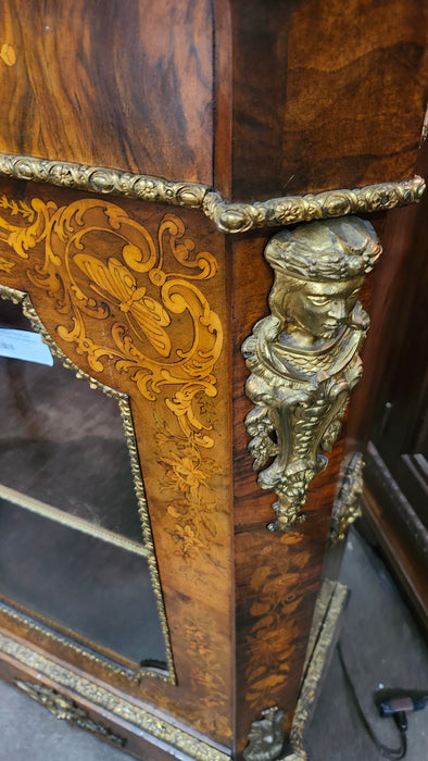 WALNUT MARQUETRY INLAID VITRINE CABINET WITH BRONZE ORMOLU