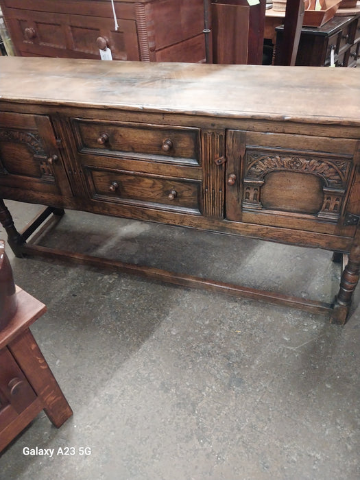 SMALL SHALLOW ENGLISH DARK OAK SERVER WITH STRETCHER