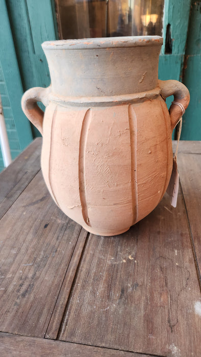 SMALL RIBBED TERRA COTTA VASE WITH HANDLES