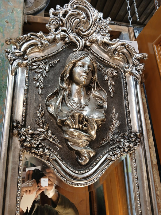 LADY CROWNED SILVER TONE BEVELED MIRROR