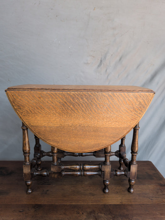 MINI OAK DROP LEAF TABLE