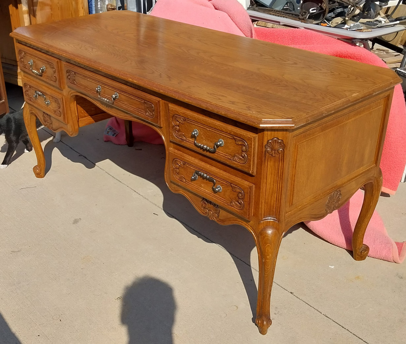 COUNTRY FRENCH OAK DESK