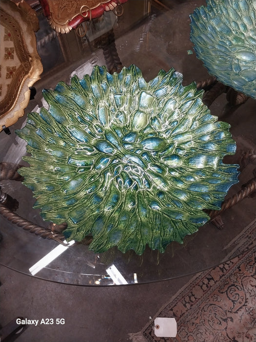 EMBOSSED FLOWER SHAPED GLASS BOWL