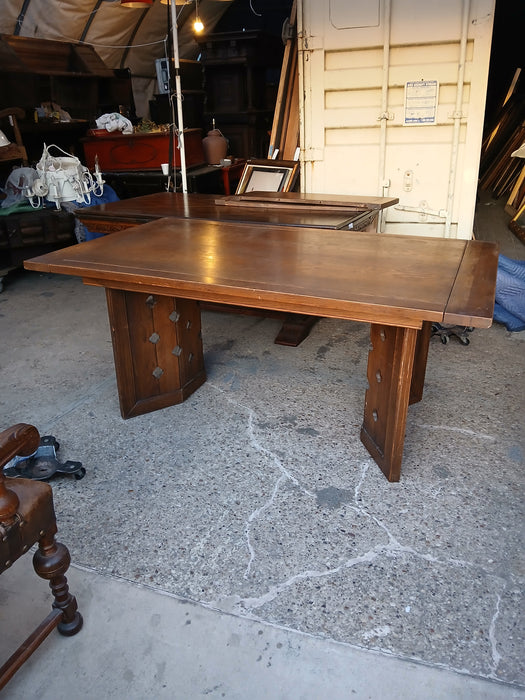 PIERCE CARVED QUATREFOIL OAK DINING TABLE