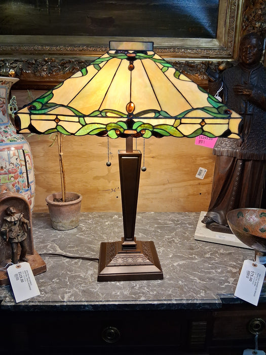 LARGE SQUARE  STAINED GLASS SHADE LAMP