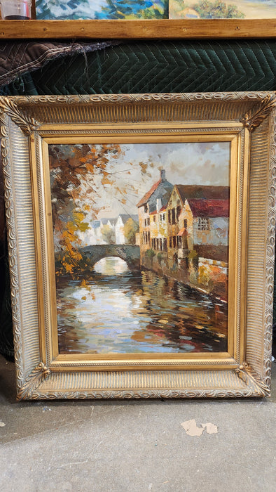 VERTICAL GOLD FRAMED CANAL SCENE VINTAGE OIL PAINTING