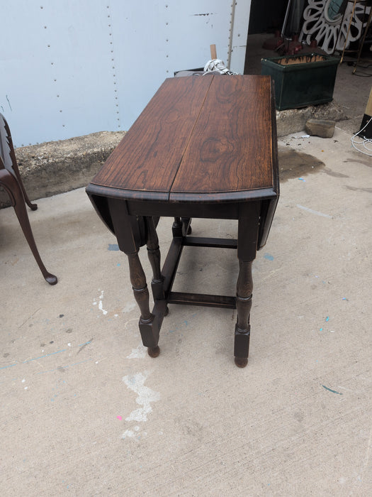 OAK DROP LEAF TABLE WITH TURNED LEGS AS FOUND