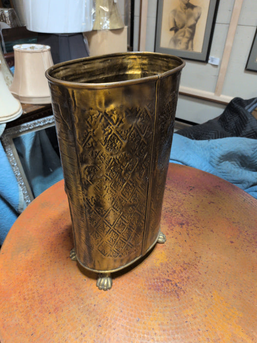 OVAL EMBOSSED BRASS UMBRELLA STAND