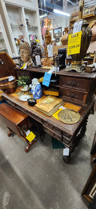 LOUIS XIII STYLE LEATHER INSET OAK DESK