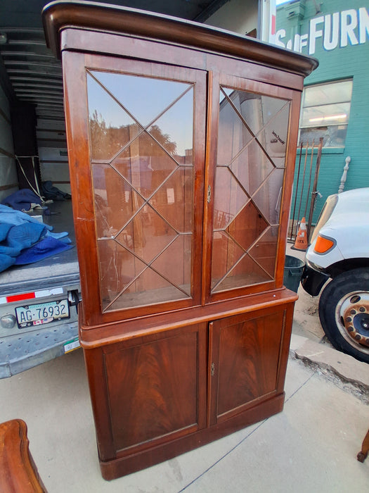 ENGLISH MAHOGANY BOOKCASE ON CABINET