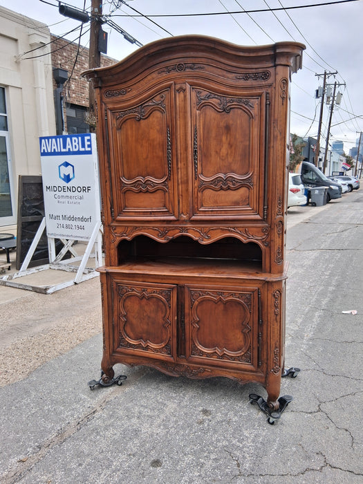 CARVED LOUIS XV WALNUT BUFFET DEUS CORPS