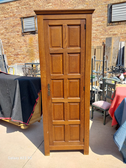 OAK ONE DOOR HALL ROBE