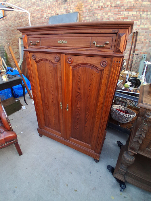 RED PINE CABINET 2 DOORS WITH DRAWERS