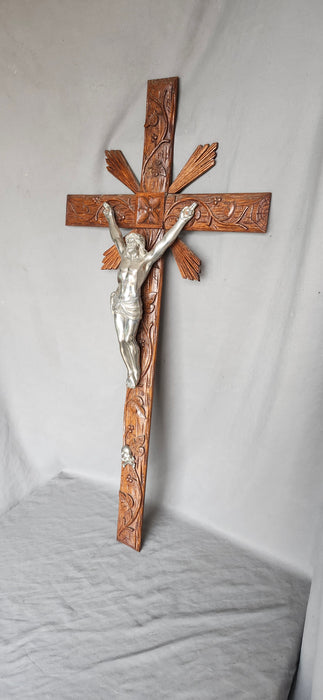 LARGE ELOBORATE CARVED OAK CRUCIFIX WITH VINES