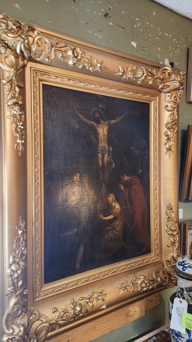 LARGE 17TH CENTURY GOLD FRAMED SPANISH SCHOOL CRUCIFIX OIL PAINTING