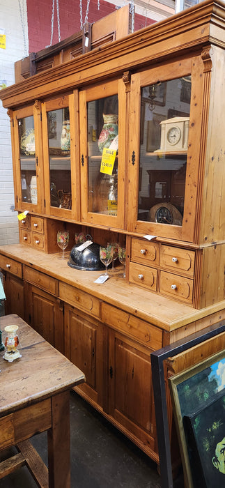 LARGE PINE CABINET WITH PORCELAIN KNOBS