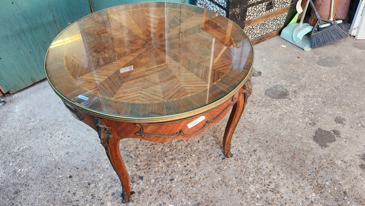 LARGE ROUND MARQUETRY INLAID  LAMP TABLE