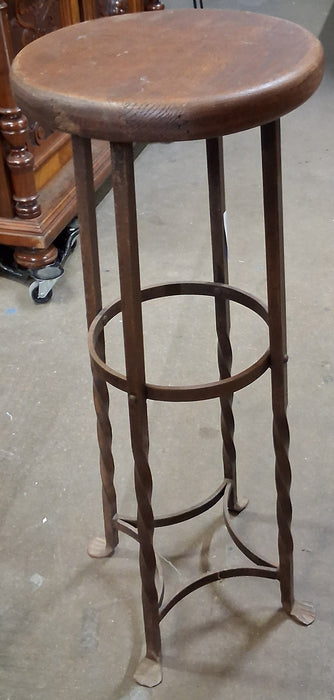 IRON AND OAK PLANT STAND