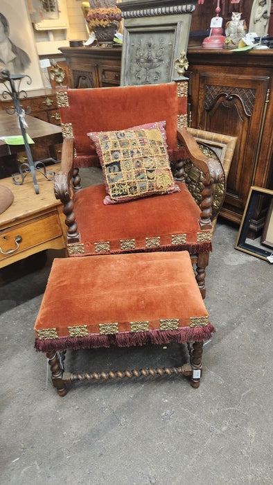 SET OF EAGLE FINIAL BARLEY TWIST ARM CHAIRS WITH OTTMANS