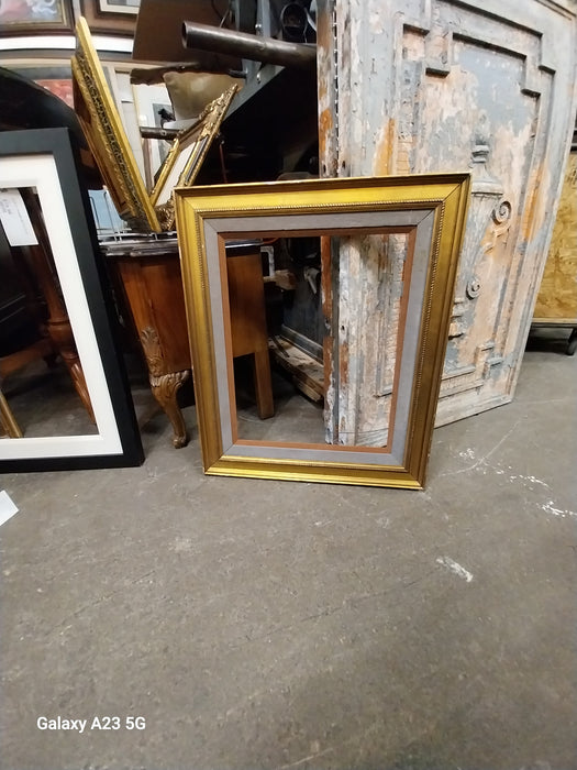 MEDIUM FRAME WITH ROPE EDGE AND GREY FILET