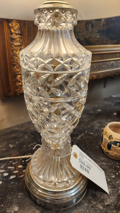 CRYSTAL LAMP WITH SILVER BASE