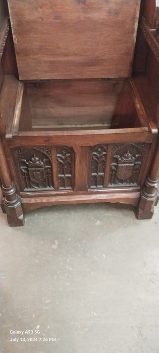 CARVED GOTHIC OAK THRONE CHAIR