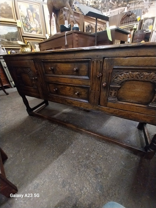 SMALL SHALLOW ENGLISH DARK OAK SERVER WITH STRETCHER