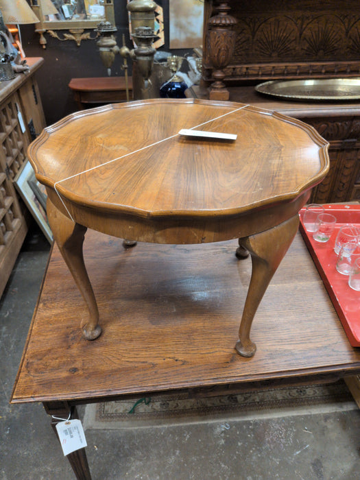 LOW ROUND WALNUT SIDE TABLE WITH SHAPED EDGE